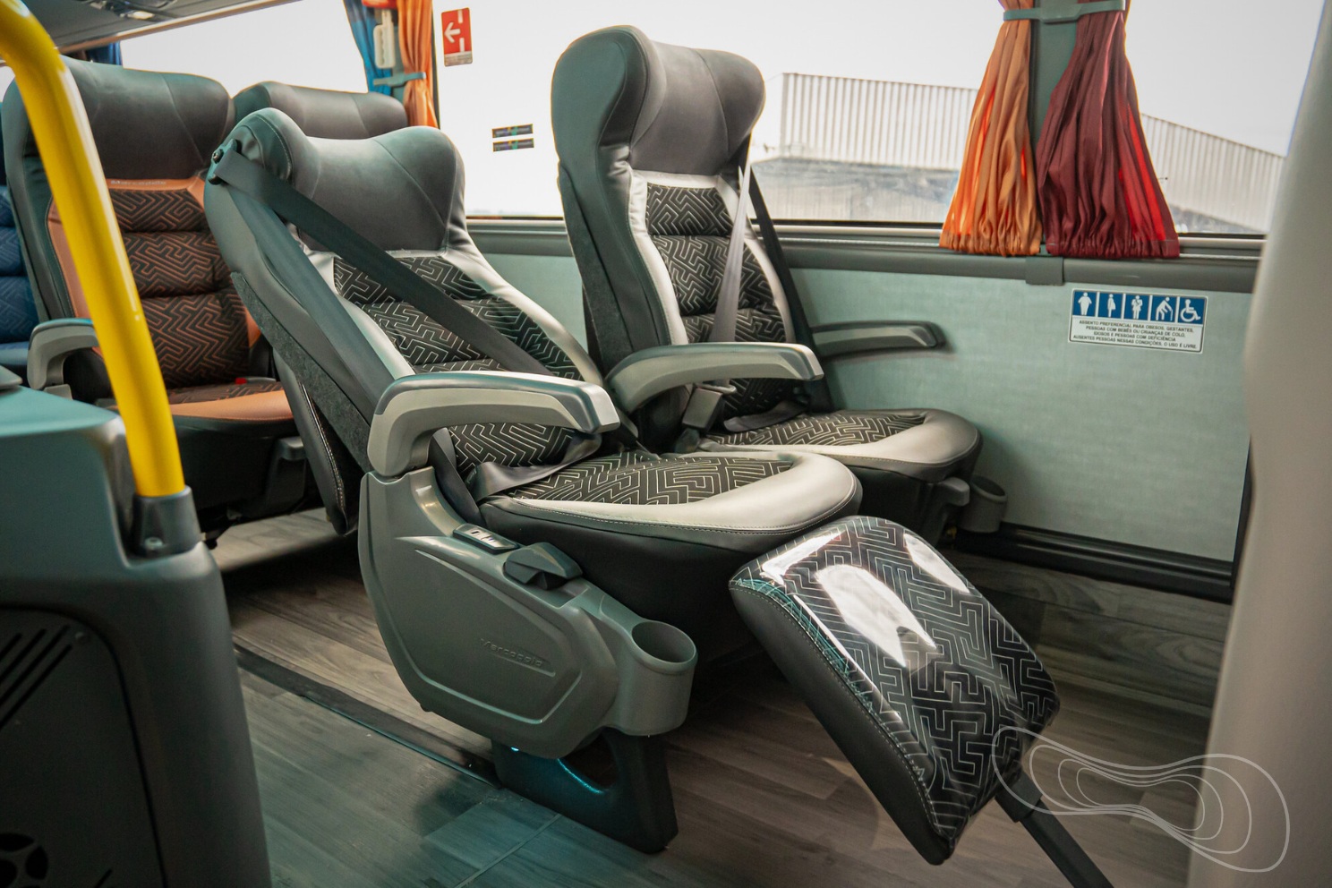 Fretamento para Empresas em Jundiaí – D’Lucca Transportes