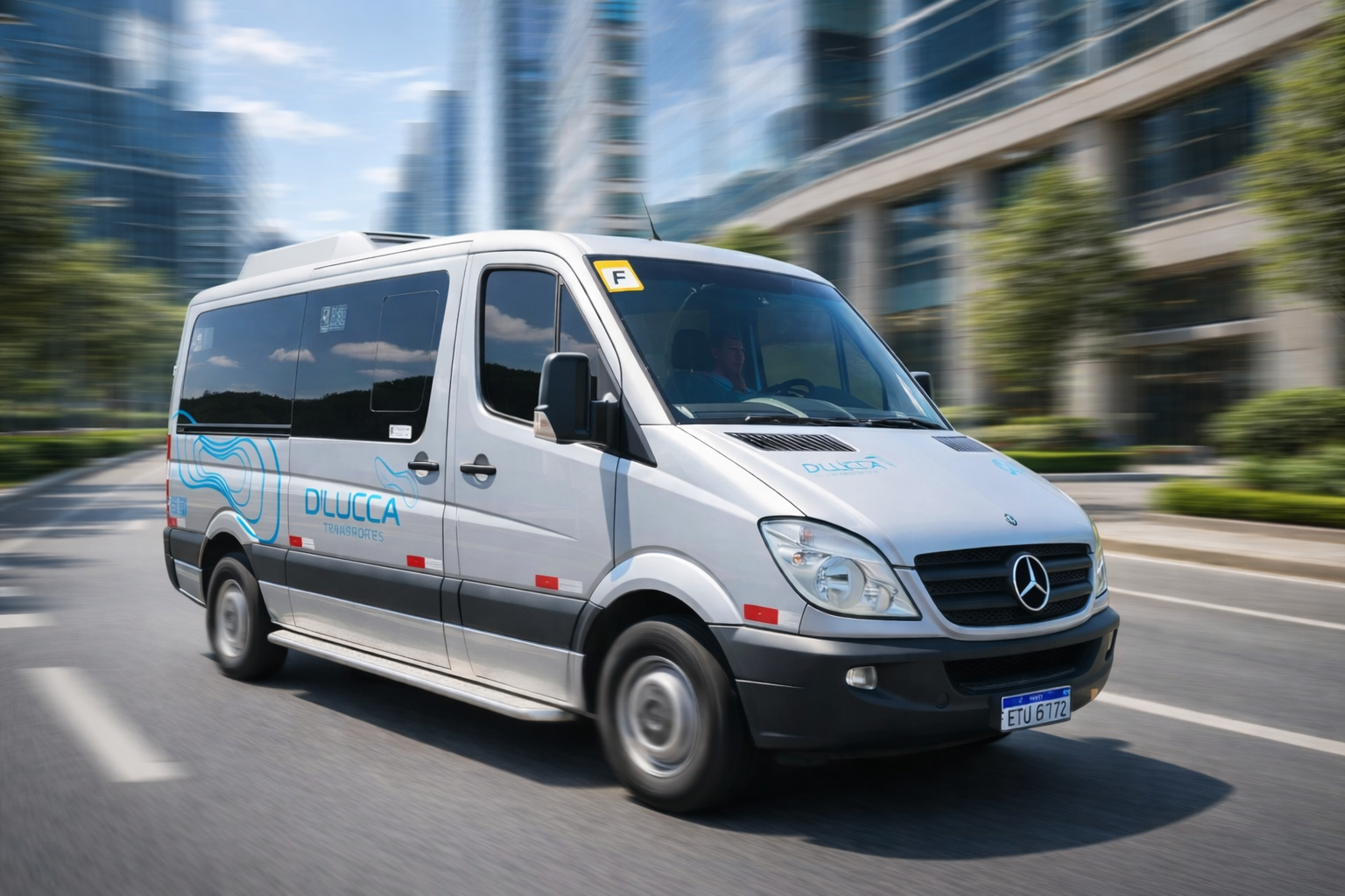 Transporte com Vans para Empresas em Jundiaí – D’Lucca Transportes